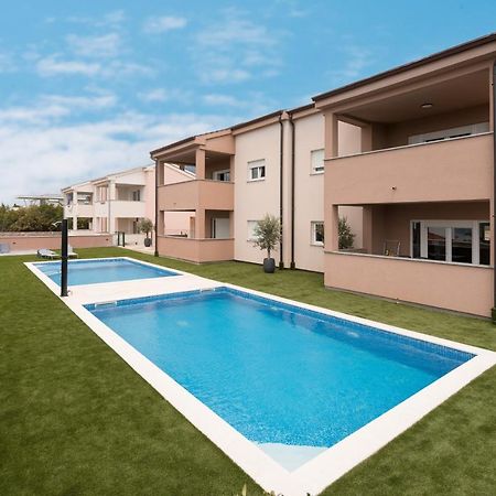 Linardići Apartmani Villa Ruby מראה חיצוני תמונה