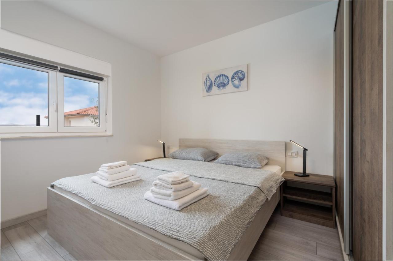 Linardići Apartmani Villa Ruby מראה חיצוני תמונה