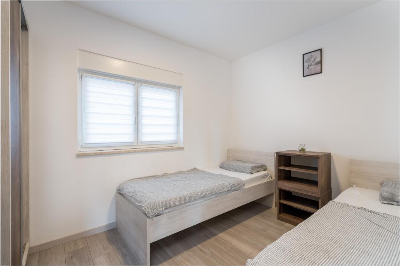 Linardići Apartmani Villa Ruby מראה חיצוני תמונה