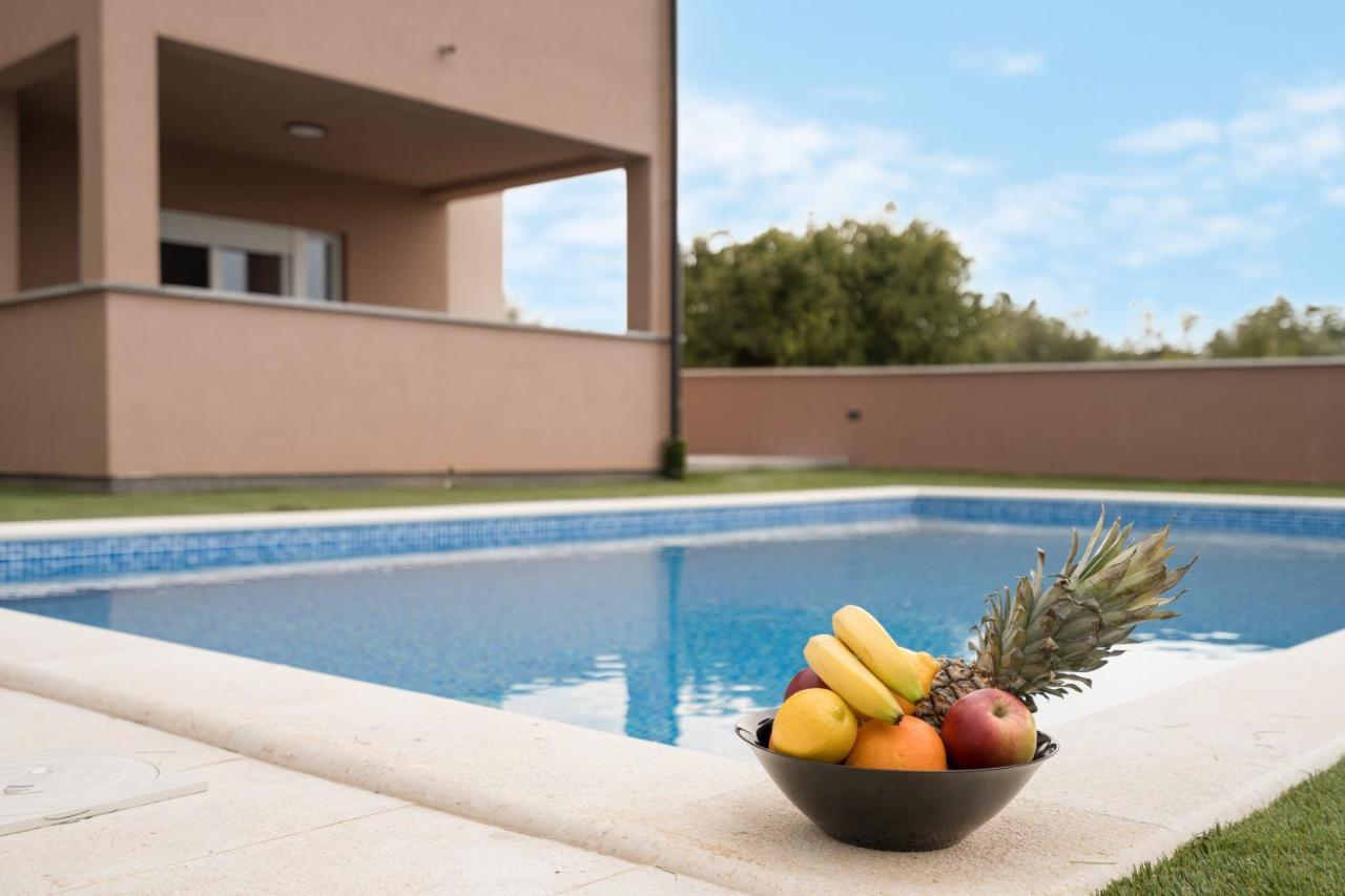 Linardići Apartmani Villa Ruby מראה חיצוני תמונה